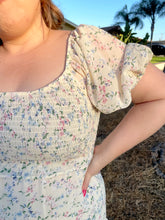 Load image into Gallery viewer, Ellen Dress
